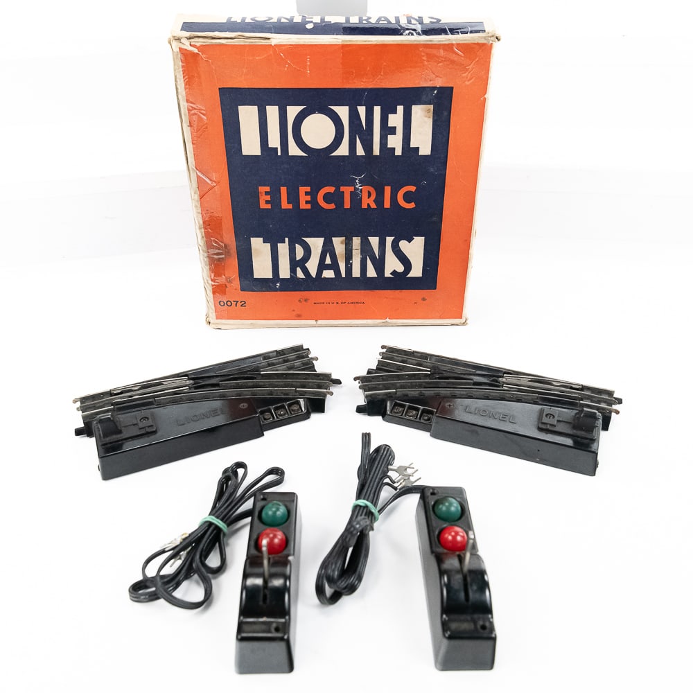 Lionel No. 0072 OO Gauge Switches w Box (1 of 4)
