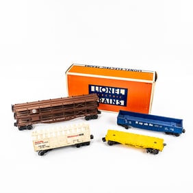 Lionel 6-18501 NW-2 Diesel Switcher & 4 RR Cars