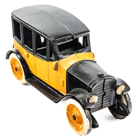 1920s Kenton 6" Kenton Yellow Cab Cast Iron Toy