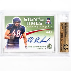 2010 SP Sign of the Times Gronkowski Beckett 9.5