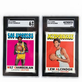 71-72 Topps #70 Chamberlain #100 Lew Alcindor SGC