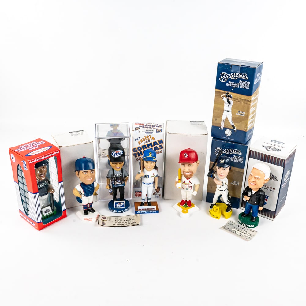 Collection of (8) Assorted MLB Bobble Heads (1 of 15)
