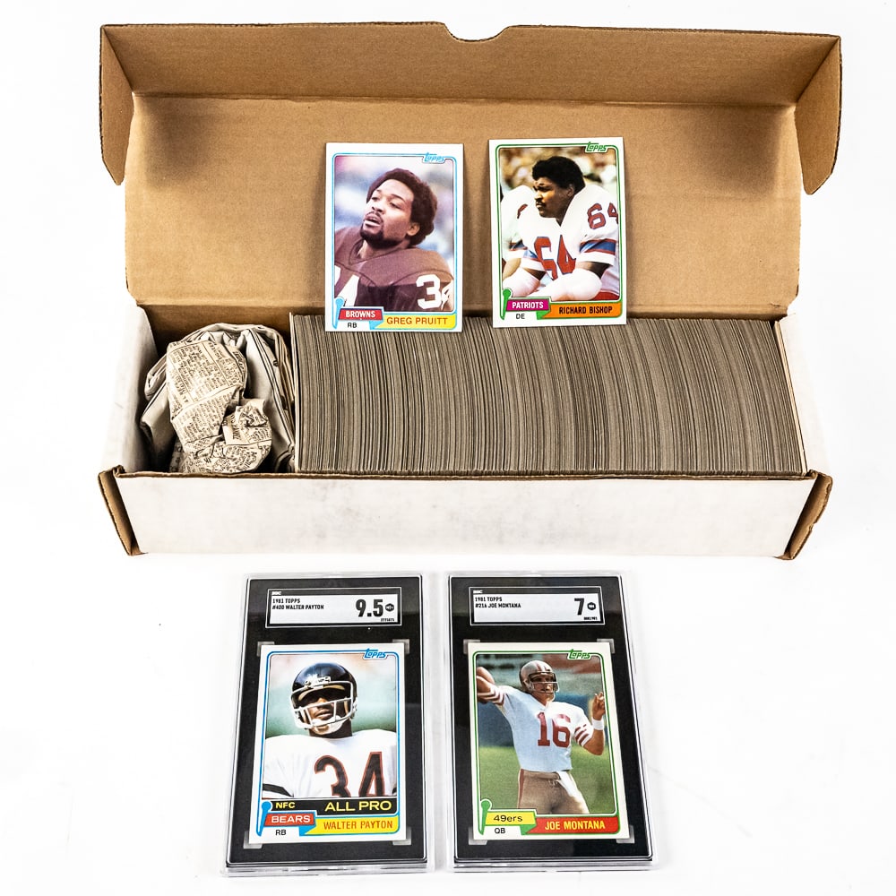 81 Topps NFL Complete Set Montana 7 Payton 9.5 SGC (1 of 6)