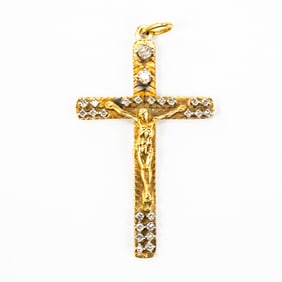18k Yellow Gold Diamond Accented Crucifix Pendant