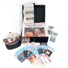 Collection of Assorted Chicago Bulls Memorabilia +