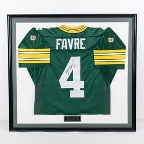 Brett Favre Autographed Green Bay Packer Jersey