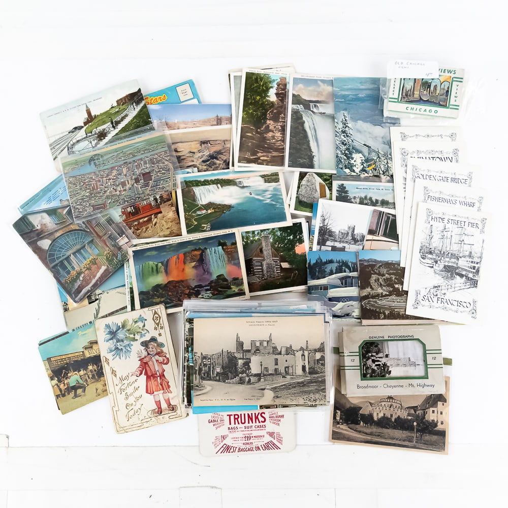 (200) Assorted Unsearched Vintage Postcards (1 of 10)