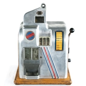 Coin OP Groetchen Columbia 5 Cent Slot Machine