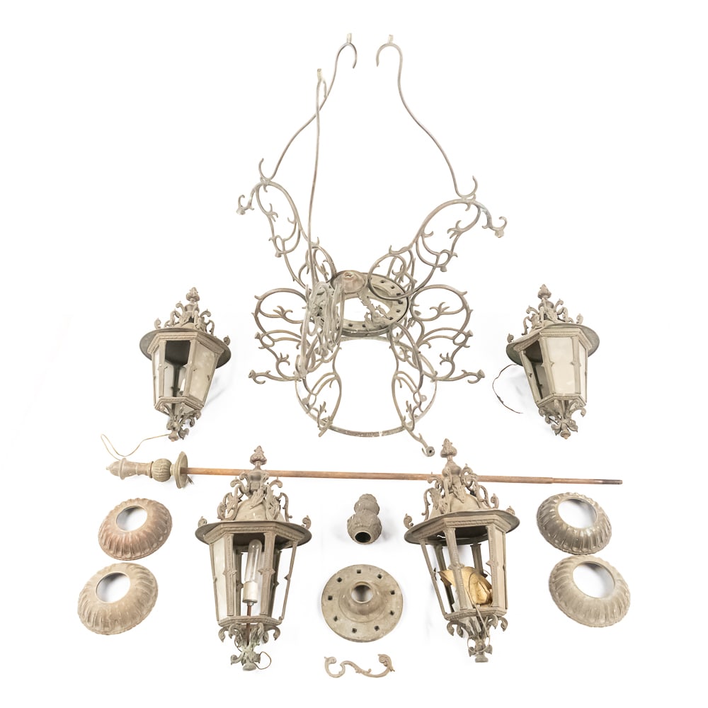 Large Hanging,Ornate,Iron Exterior Chandelier Pts: Due to the size/weight/fragility of this item, it will require a pick up or customer-arranged 3rd-party shipping. We will connect you with reputable transport companies after the auction. A very uniqu