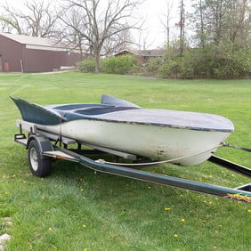 *"Bat Boat" 14'6" Fiberglass Outboard 1950's Boat