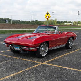 *1963 Chevrolet Corvette Convertible