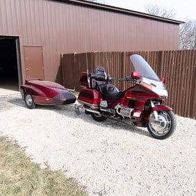*1995 Honda Gold Wing with Trailer/Accessories