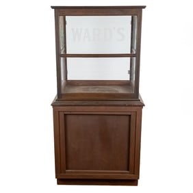 General Country Store Wards Bread Display Cabinet