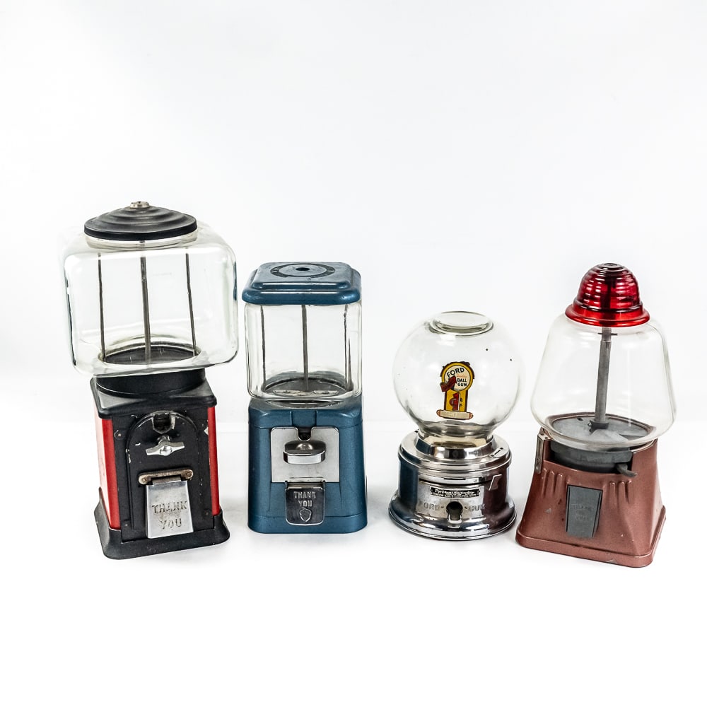 Lot of 4: Vintage Coin-op Gumball & Peanut Vendors (1 of 14)