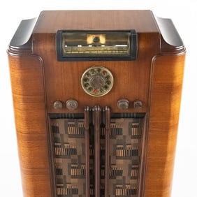 Vintage Silvertone 4786 Console Tube Radio