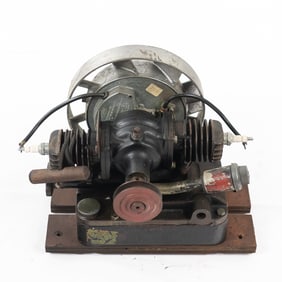 Two Cylinder Maytag Multi Motor Hit & Miss Engine