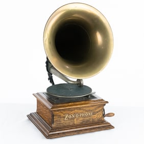 Zonophone Parlor Model Disc Horn Phonograph