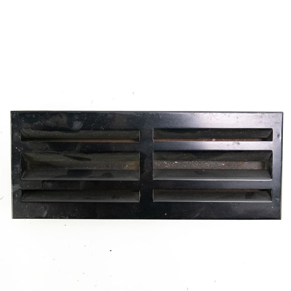 Edison Amberola 30 Top Grill: Original top grill for an Edison Amberola 30 cylinder phonograph with good paint. Measures 9.5" X 3.875"