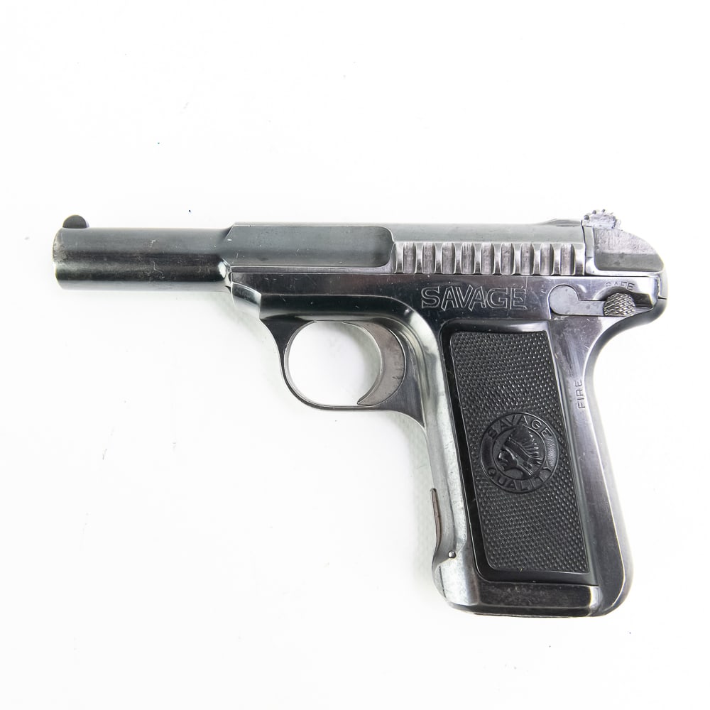 Savage 1907 .32acp Pistol (C) 96898: Savage 1907 .32acp Pistol in very good condition with some wear and scratches and a good bore with a couple freckles. Grips are very good. Includes 1x magazine. C&R Eligible S/N:96898