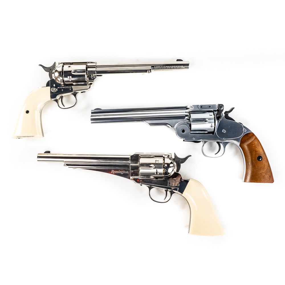 3x Commemorative .177mm Co2 BB Revolvers: 3x Commemorative .177mm Co2 BB Revolvers: -Bearriver "Schofield" 8" -"Colt SAA" 7.5" -"Remington 1875" 7.5" All wit .177 adapter casings