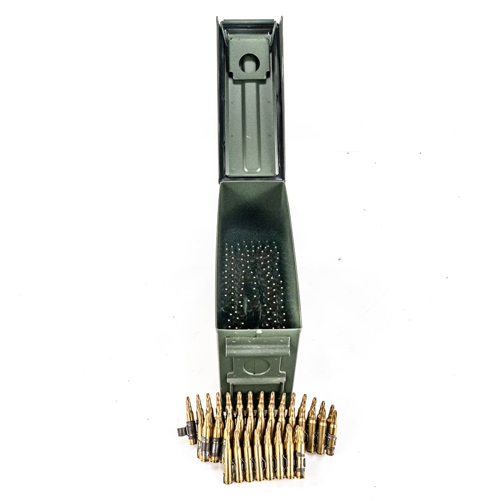 200+ rds linked .556 Caliber Blank Ammunition: 350+ rds of .556 caliber blank ammunition made for movie use. Ammunition is loaded on US military links for FN249 machine gun. Ammunition is professionally loaded blank ammunition great for reenacting