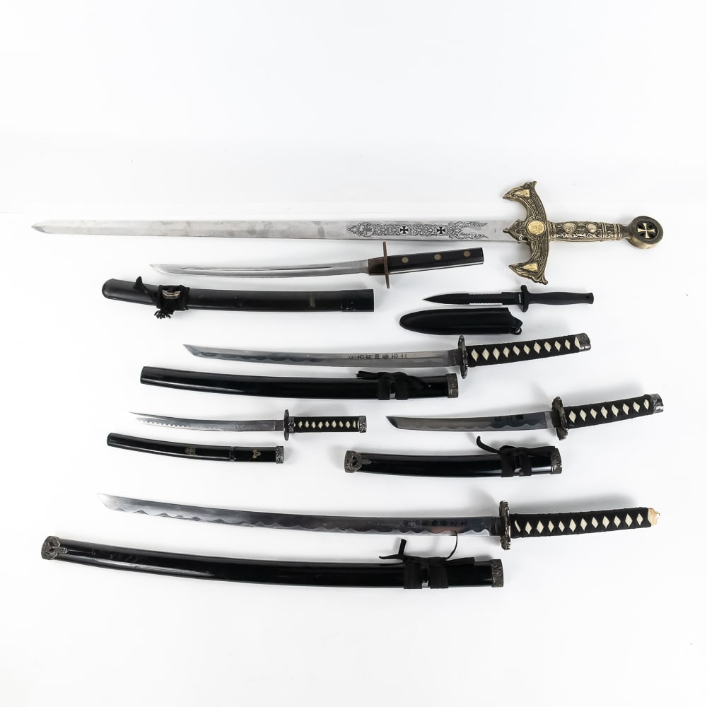 Sword Lot and Dagger (1 of 15)