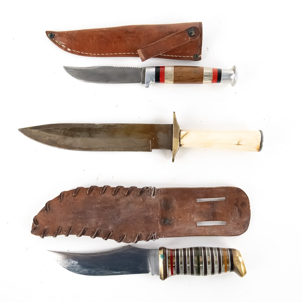 3 Antique Custom Knives: 3 Antique 1940s-1950s era hand made custom knives. 1 large Bowie pattern blade knife with bone handle and pommel made from Sterling Silver 1926 Oregon Trail commemorative U.S. Half-Dollar coin. Other