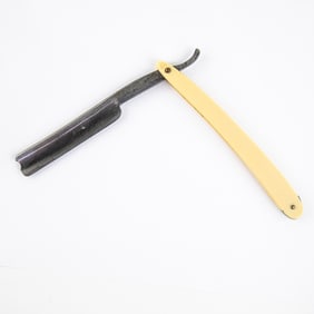 L. R. Torrey Razor Co Straight Razor