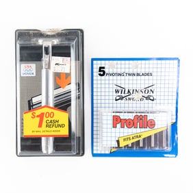 (2) Gillette Atra Plus Razor and Blades