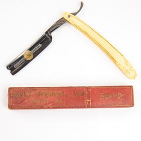 Joliet Bridge & Iron Co 8302 Razor w/ Orig. Box