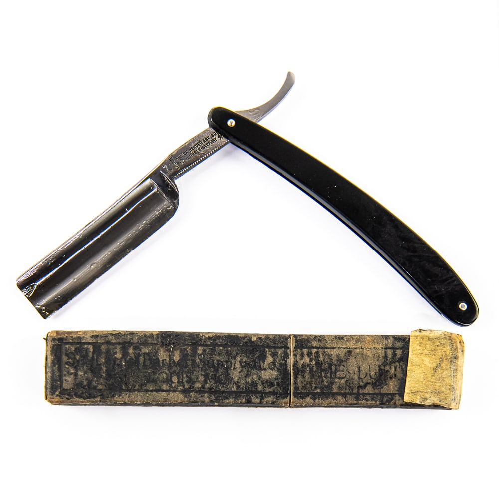 Friedr. Herber Abr. Sohn 77 Razor w/ Unorig. Box: Vintage Straight Razor "77" by Friedr. Herber Abr Sohn, with black plastic scales. The face is blank, Tang reads "Friedr. Herder Abr. Sohn Solingen Germany" with "77 Square", and reverse shows logo. B