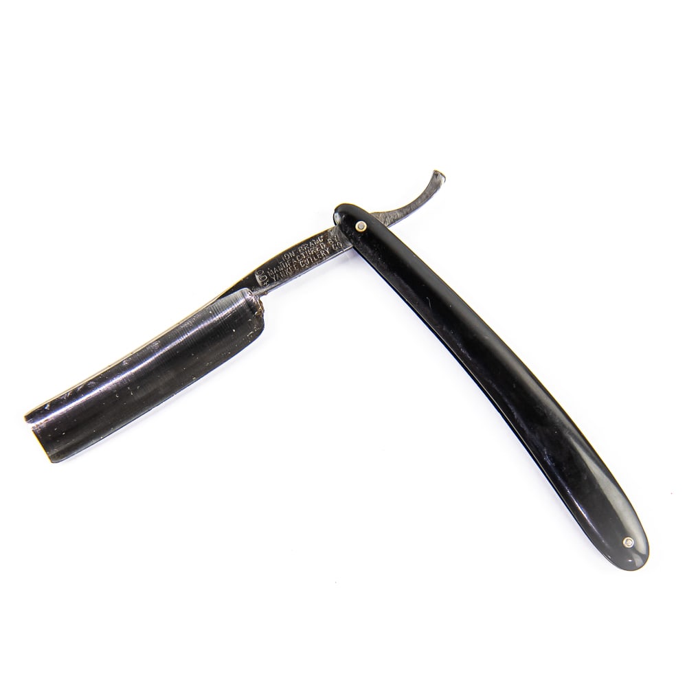 Lion Brand Yankee Cutlery 600 Razor w/ Unorig B: Vintage Straight Razor "Lion Brand 600" by Yankee Cutlery Co, with black plastic scales. The face is blank, Tang reads "Lion Brand Manufactured by Yankee Cutlery Co" and "600" , and reverse reads "Eac