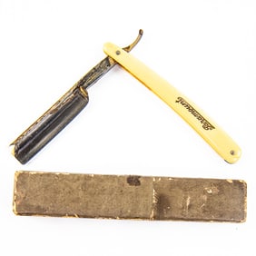 F. Koeller & Co Paramount Razor w/ Box