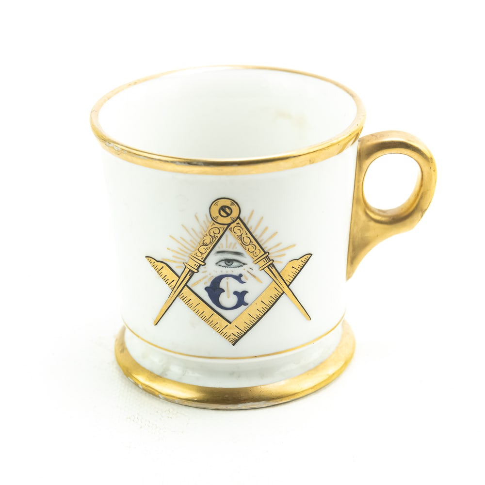 Vintage Bavaria Masonic Shaving Mug: Vintage Bavaria Masonic Shaving Mug. Has some fading and minimal scratches. Square and Compass on front. Overall good condition. Measures approximately 5" L x 4" W x 3.5" H. See photos and bid accordi