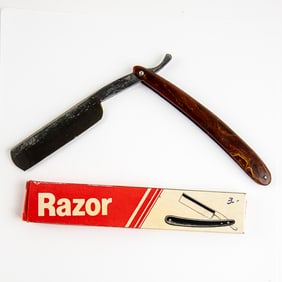 Modern Pakistan Straight Razor w/ Box