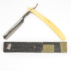 Rost Frei Razor w/ Unorig. Box