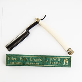 F. W. Engels F.W.E. Special Razor w/ Orig. Box