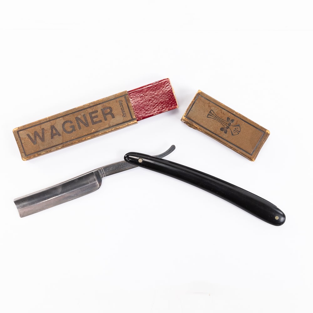 H. Boker & Co Red Injun No 101 w/ Unorig. Box: Vintage Straight Razor "Red Injun No. 101" by H. Boker & Co, with black plastic scales. The face is blank, Tang reads "Red Injun No 101", and reverse reads "H. Boker & Co Germany" w/ tree logo. Blade