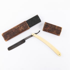 The Illinois Razor w/ Unorig. Box