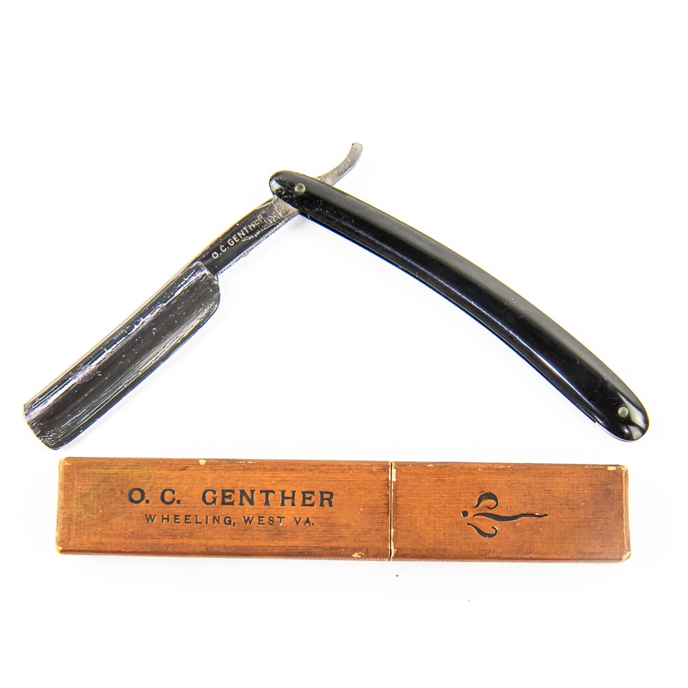 O.C. Genther Razor w/ Orig. Box: Vintage Straight Razor by O.C. Genther, with black plastic scales. The face is blank, Tang reads "O. C. Genther", and reverse is blank. Blade is in overall pristine condition, with beautiful luster, h