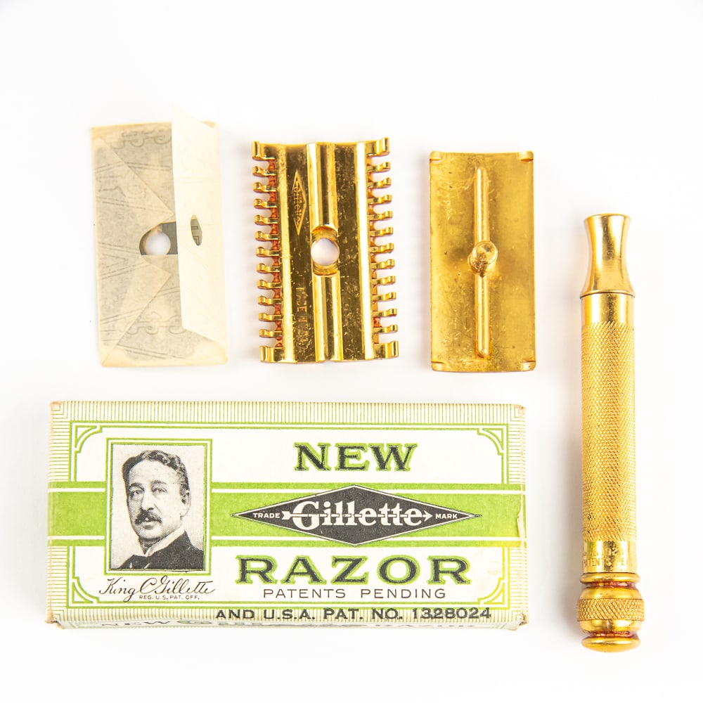 Gillette New Razor w/ Orig. Box: Vintage handheld Gillette "New Razor" in original box. Razor is in great condition with a bright gold finish, all pieces appear to be present, and goes together easily. Box is in great condition with 