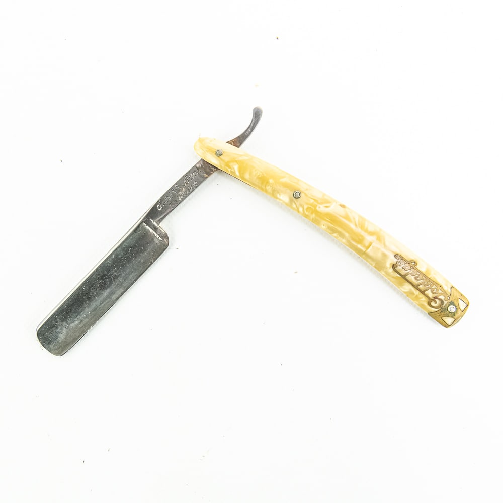 Dubl Duck Pearl Duck Goldedge Straight Razor: Vintage Straight Razor "Goldedge" by Dubl Duck, with golden pearly celluloid scales. The face is blank, Tang reads "dubl duck Goldedge" w/ logo, and reverse reads "dubl duck Pearl Duck Solingen German