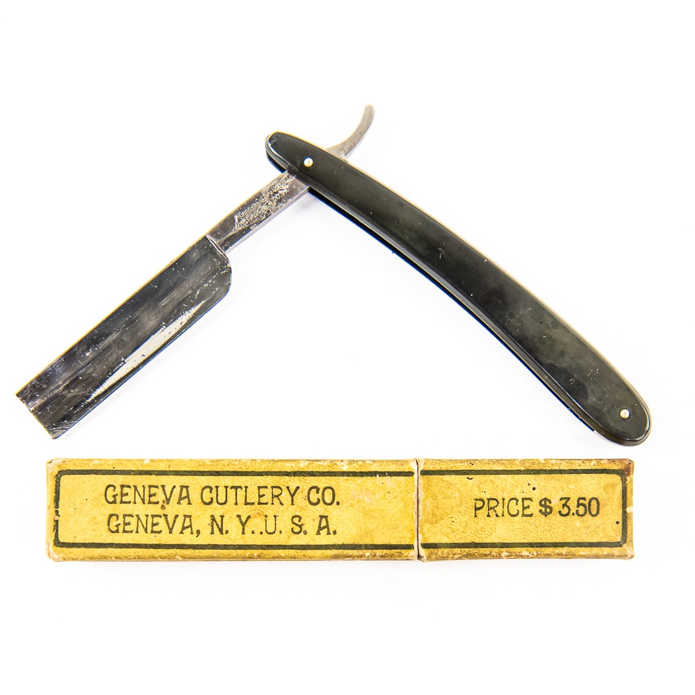 Geneva Cutlery Corp 7N Pyramid Razor w/ Box (1 of 4)