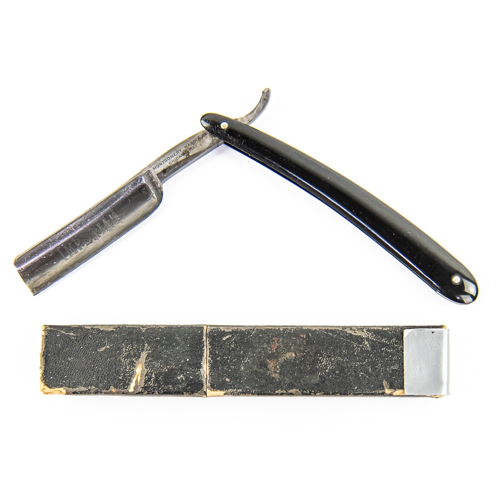 Montgomery Ward & Co Imperial Razor w/ Unorig Box: Vintage Straight Razor "Imperial" by Montgomery Ward & Co, with black bakelite scales that have missing chipped piece near pivot pin. The face reads "Imperial" , Tang reads "Montgomery Ward & Co Chica