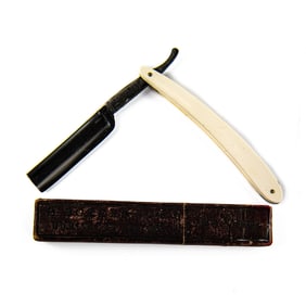 H. Boker & Co Red Injun No 102 R.P. w/ Box