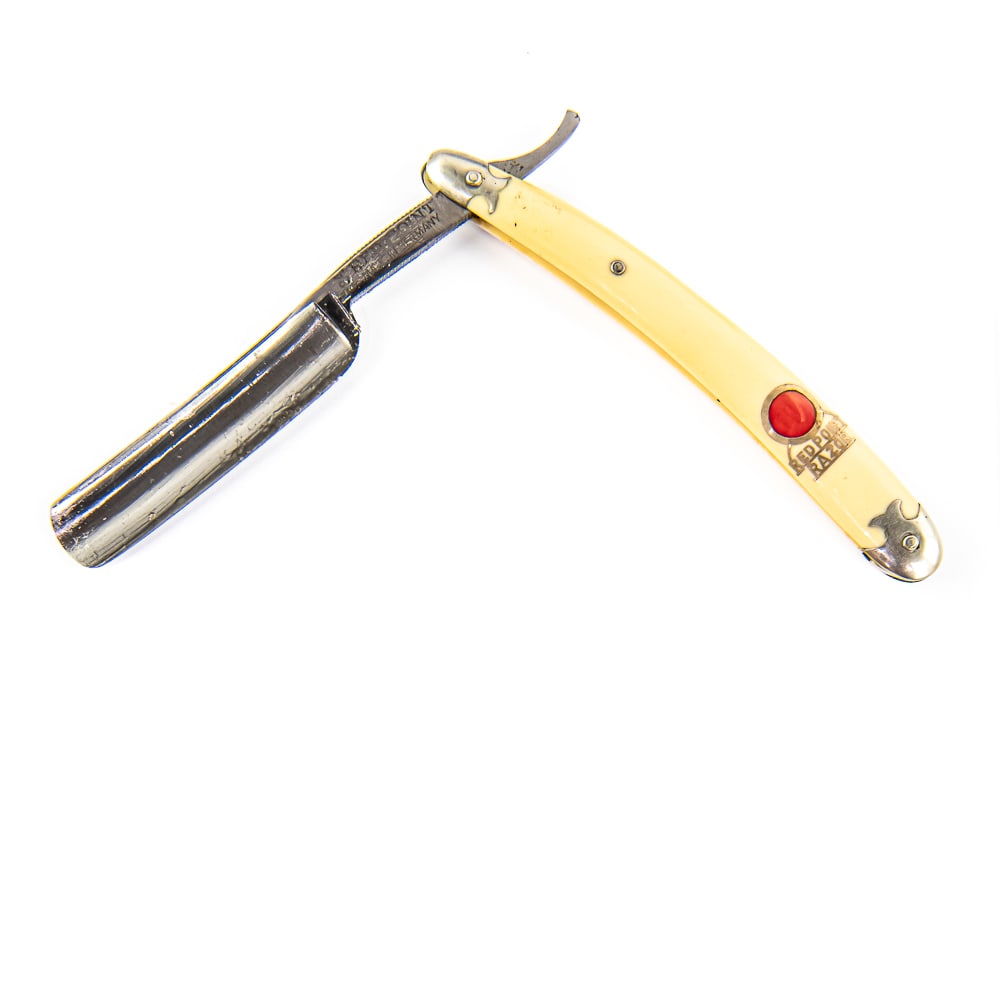 Red-Point Razor 684 w/ Original Box (1 of 3)