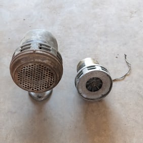 2 Electric Sirens