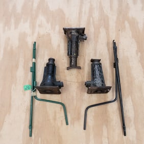3 Automobile Jacks