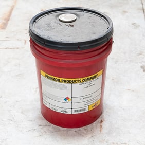 5 Gal Plastic Pail of Pennzoil 50w Oil