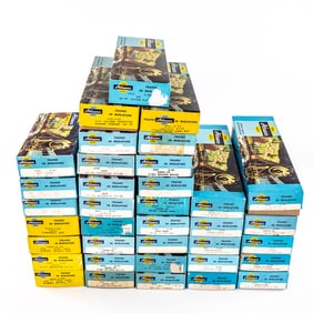 (31) Vintage Athearn HO Scale Railway Cars w Boxes